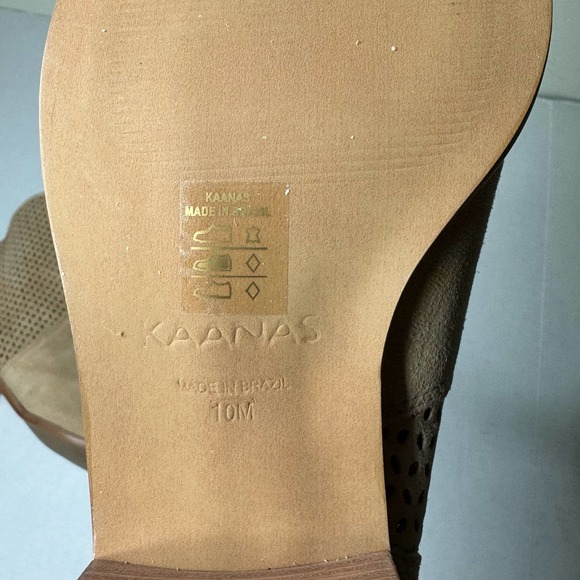 Kaanas Camel Warsaw Ankle Bootie NEW Size 6 - Picture 7 of 9